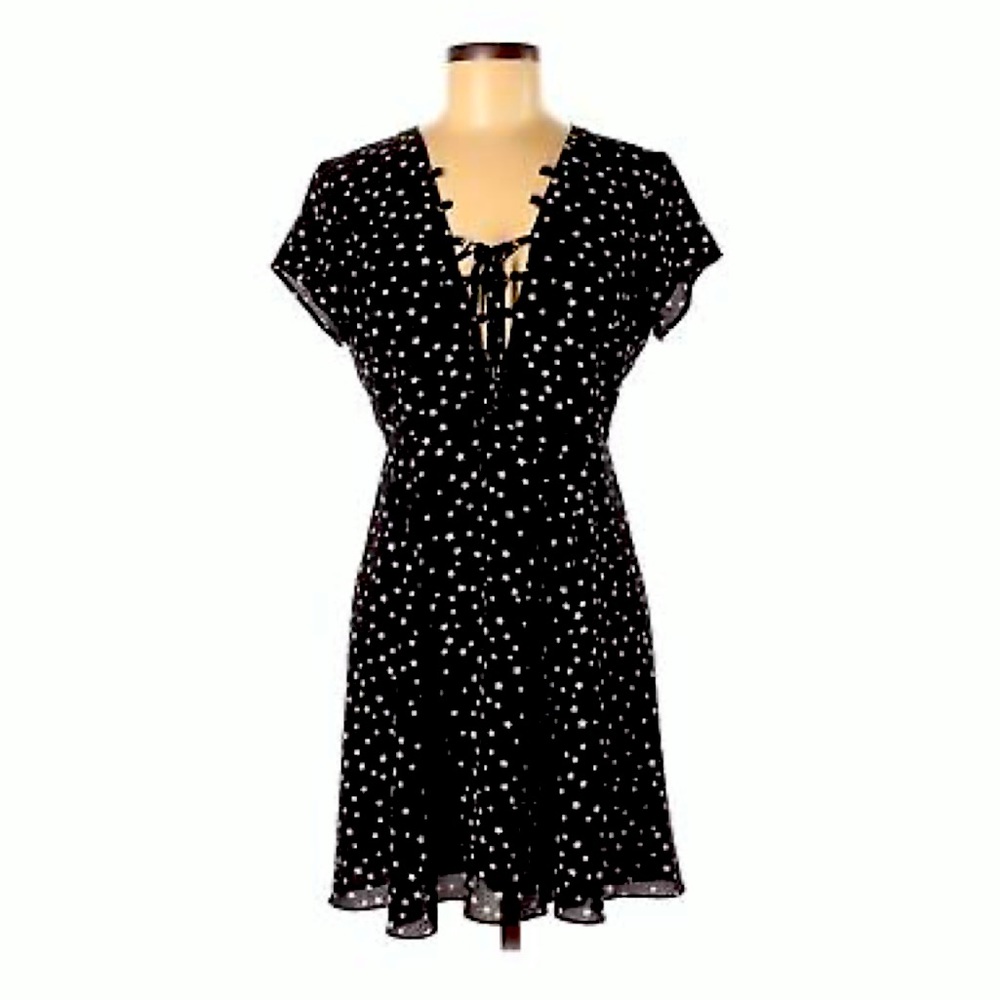 Small WYLDR Haley Tea Star Patterned dress